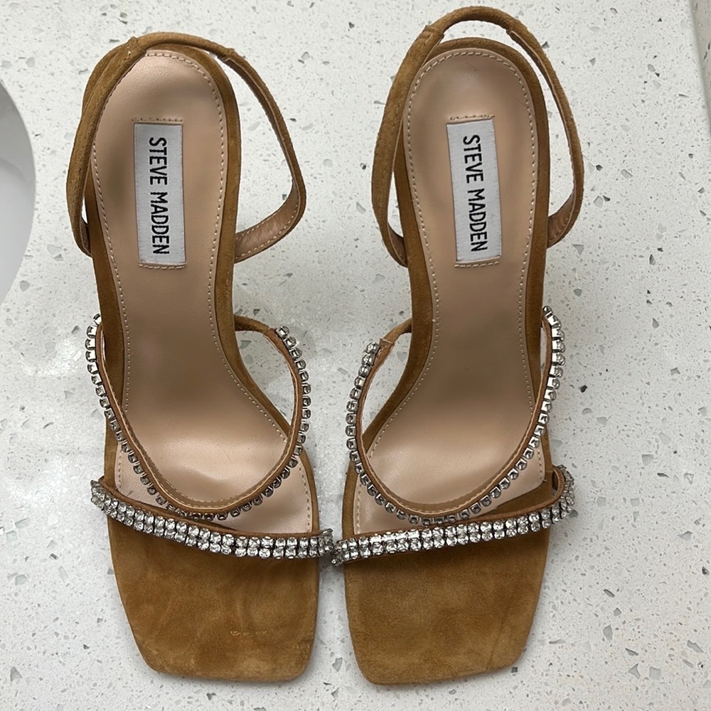 Bran new Steve Madden heels size 9.5